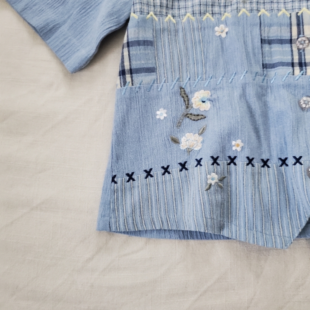 Vintage Denim Floral Patchwork Shirt with Embroidered Design Petite - Picture 4 of 9